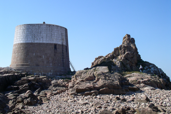 Icho Tower