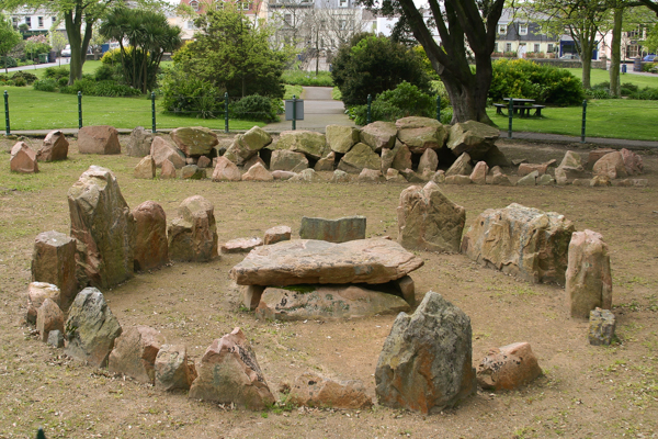 Ville-&egrave;s-Nouaux
